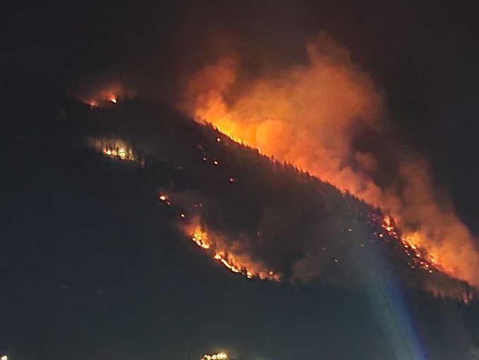 Požar nad Preddvorom | Foto: Uprava za zaščito in reševanje