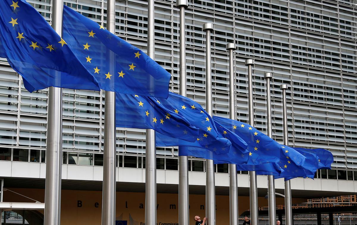 Evropska komisija, EU, zastava | Zeleni načrt za evropsko industrijo je Evropska komisija predstavila februarja letos, njegov namen pa je krepitev konkurenčnosti evropske industrije v svetu.  | Foto Reuters
