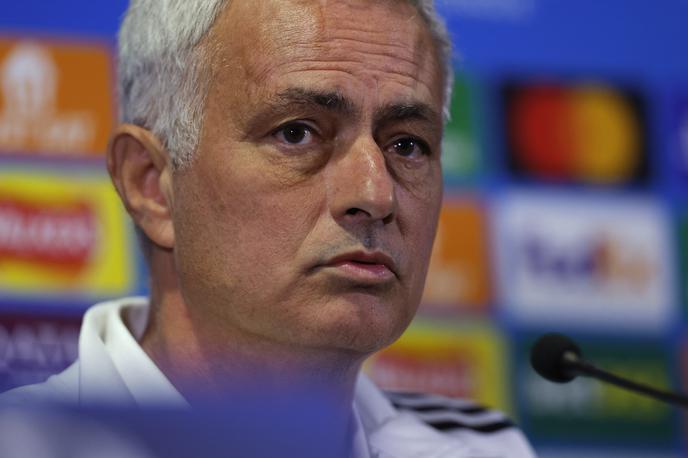 Jose Mourinho | Jose Mourinho bo danes z Benfico gostoval pri Chelseaju, kjer je pustil ogromen pečat. | Foto Reuters