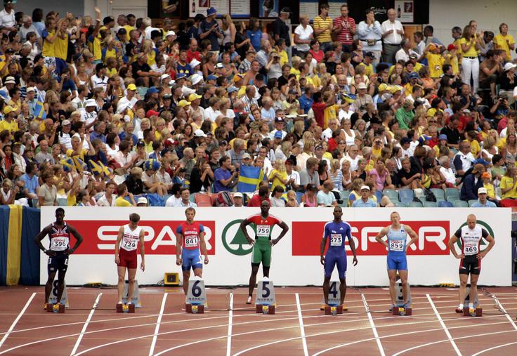 Na evropskem prvenstvu leta 2006 v Göteborgu na startu z Osovnikarjem so Dwain Chambers (VBr), Dariusz Kuc (Pol), Andrej Jepišin (Rus), Francis Obikwelu (Por), Ronald Pognon (Fra) in Ronny Ostwald (Nem).  | Foto: Guliverimage