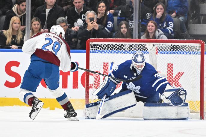 Nathan MacKinnon | Colorado Avalanche gostuje v Torontu. | Foto Reuters