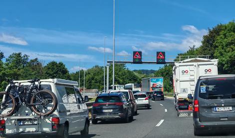 Danes močno povečan promet na slovenskih cestah