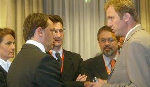 Logar: V Pahorjevi vladi kadruje trio Golobič-Rop-Cvikl 