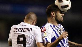 Deportivo vrnil Mourinhu, cmok v grlu Wengerja