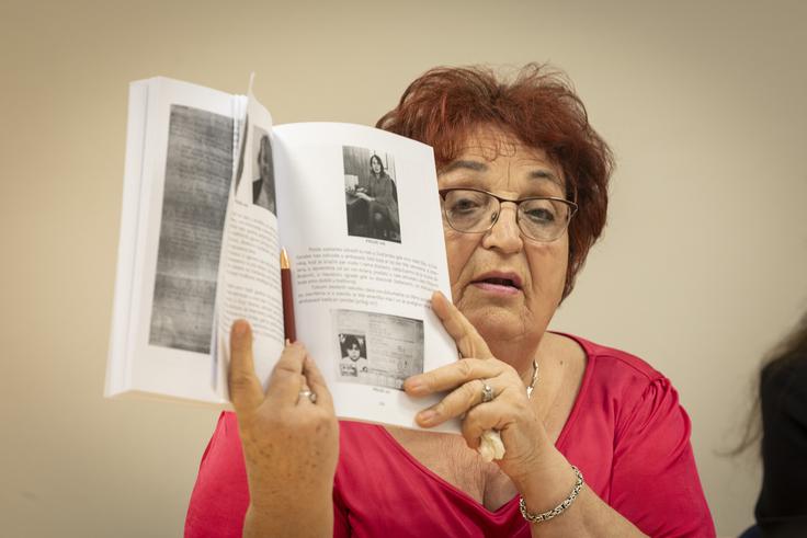 "Masovnih grobnic ni. Žal mi je, ampak groba svojih otrok ne boste našli," je dejala Pejić.  | Foto: Bojan Puhek