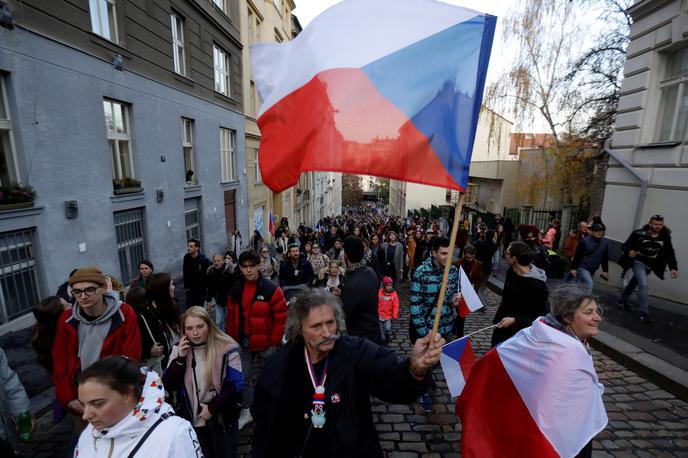 Protesti Češka | Ulice je zavzelo 250 tisoč protestnikov. | Foto Reuters