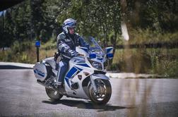 Drama v Domžalah in Trbovljah: poškodovana policist in motorno kolo