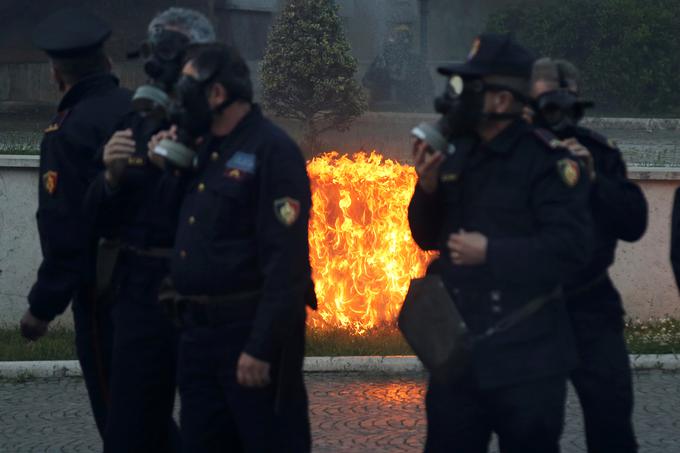 protesti tirana | Foto: Reuters