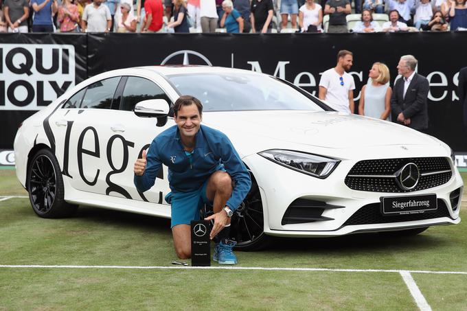 Roger Federer je na turnirju v Stuttgartu dosegel svojo 98. turnirsko zmago. | Foto: Getty Images