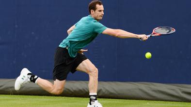Po skoraj letu dni se vrača Andy Murray, Đoković pod drobnogledom
