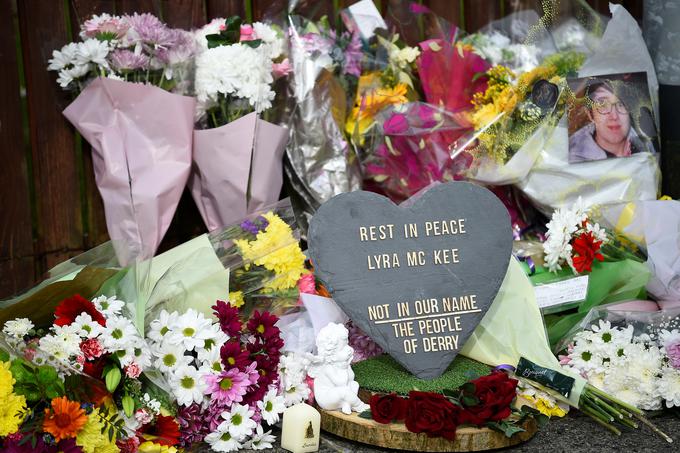 Ubito severnoirsko novinarko Lyro McKee bodo v sredo pokopali v Belfastu. | Foto: Reuters