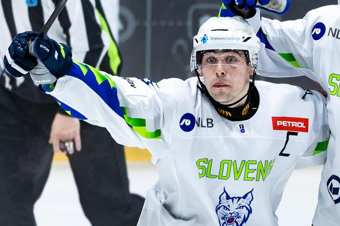 slovenska hokejska reprezentanca : Poljska, Matic Török (C) | Matic Török bo v prihodnji sezoni igral za finskega prvoligaša Ilves iz Tampereja, ki je v končani sezoni osvojil tretje mesto Liige. | Foto Jure Banfi