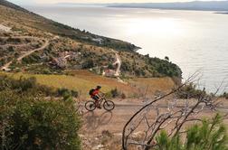 Snujejo "epsko kolesarsko pot" od Slovenije do Makedonije