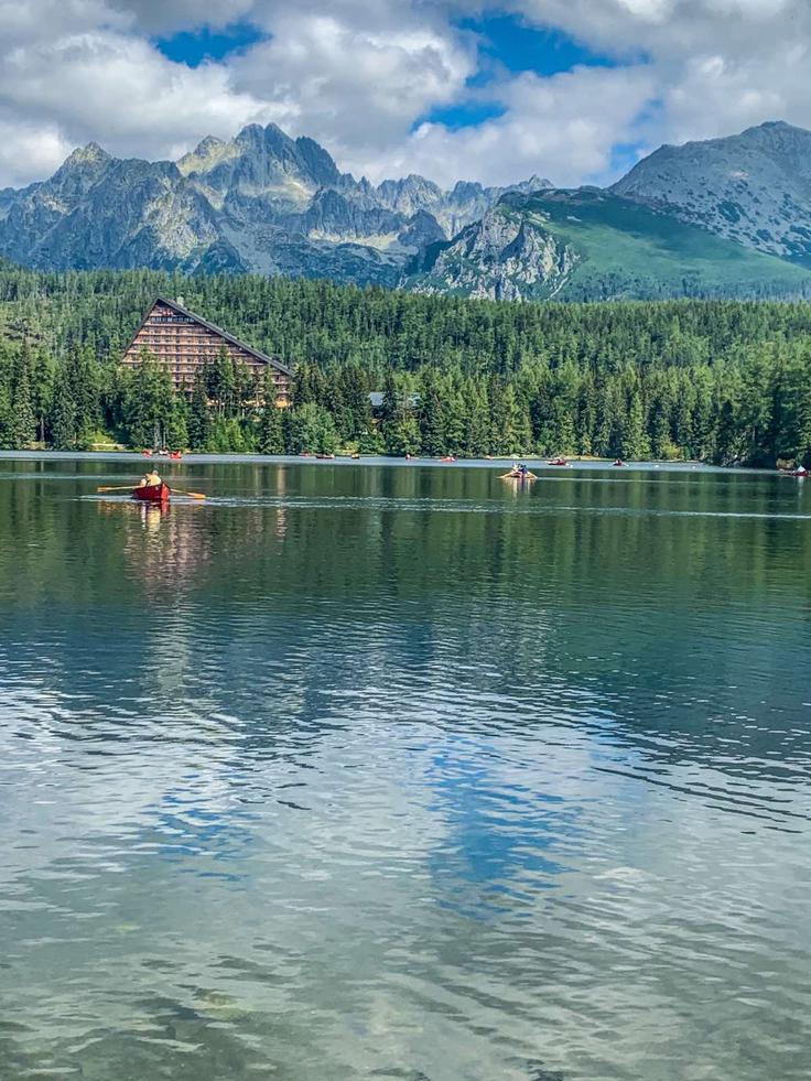 Štrbske pleso, ena najbolj znanih točk v Tatrah | Foto: Osebni arhiv