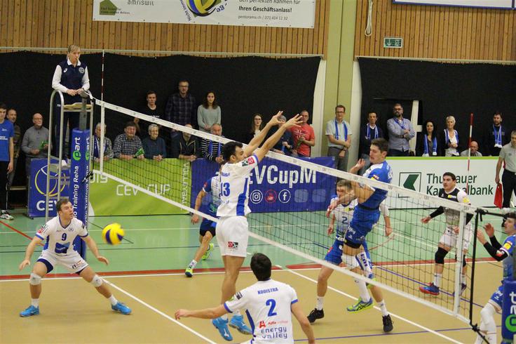 Matevž Kamnik je pri zmagi dosegel 10 točk (1 as, 3 bloki). | Foto: Reuters
