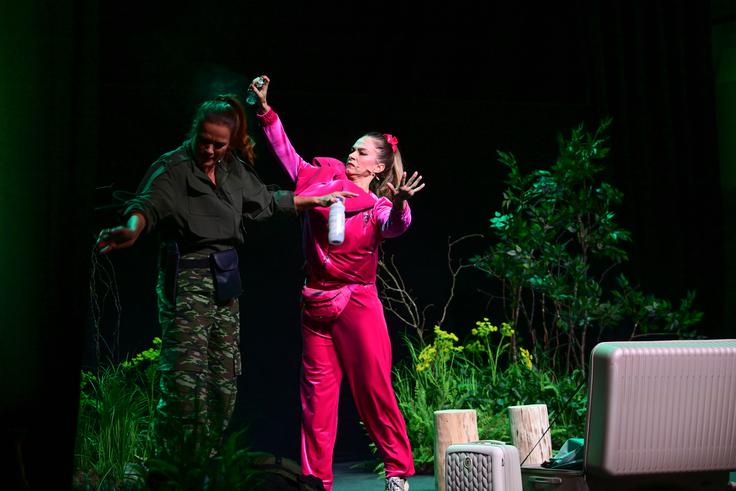 Šminka in sekirca | Foto: arhiv ponudnika