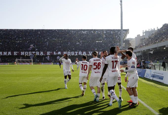 Prvi zadetek za AC Milan (in v serie A nasploh) leta 2023 je dosegel Portugalec Rafael Leao. Milan je slavil z 2:1. | Foto: Reuters