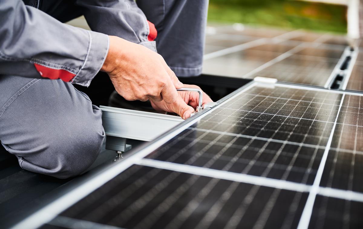 sončna elektrarna sončni paneli | Foto Shutterstock