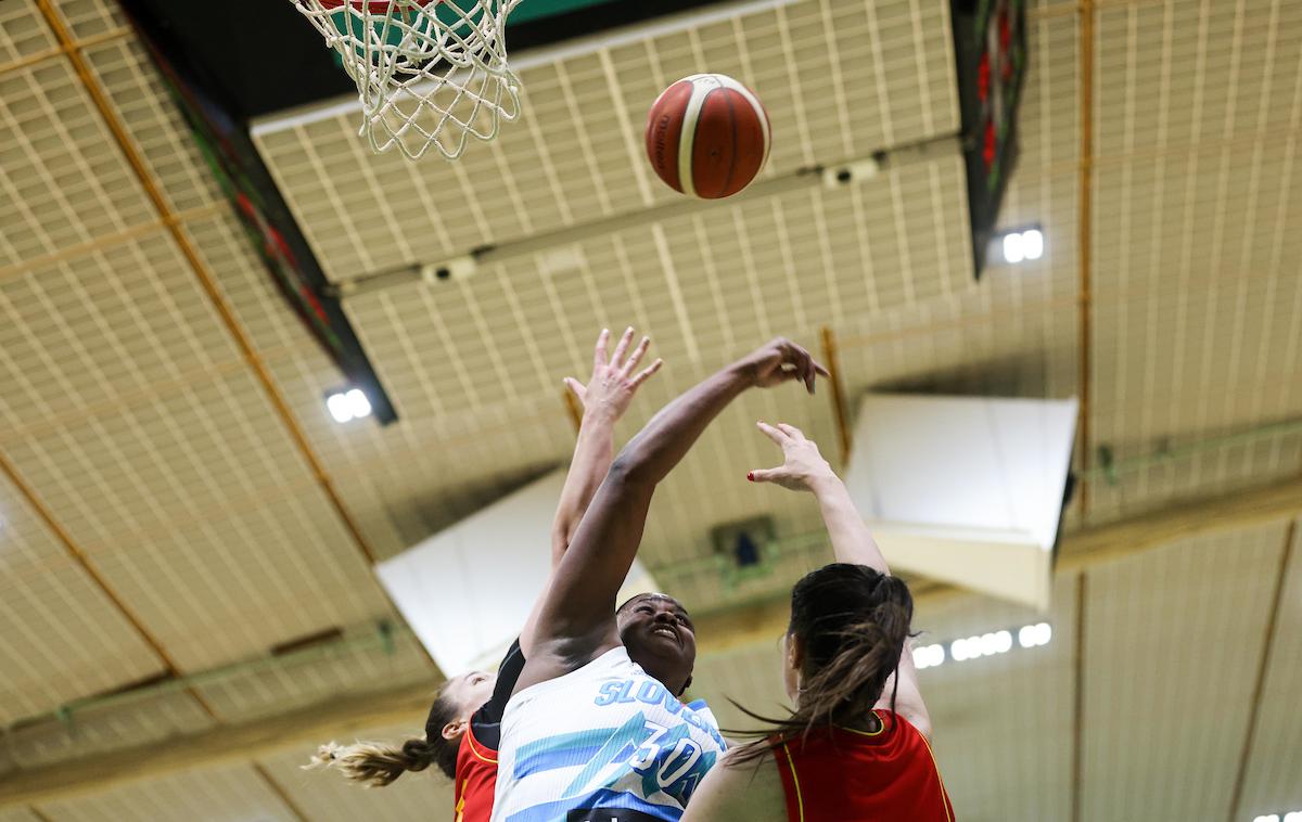 Slovenija : Črna Gora (ženska košarka, priprave na EuroBasket) | Foto Vid Ponikvar