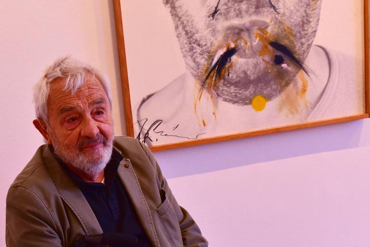 Njegova prepoznavnost je rasla, nagrade so se vrstile, vodilni svetovni muzeji so pograbili njegova dela. "Z mano ravnajo kot z mrtvim umetnikom," je dejal leta 2014 v luči velikega zanimanja za njegovo umetnost. | Foto: Guliverimage