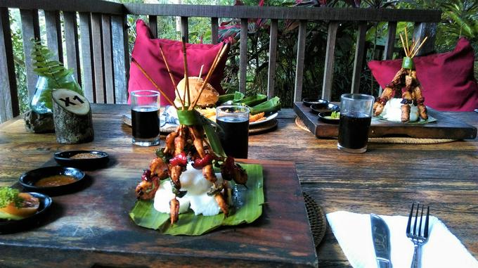 Iva je bila s kulinarično ponudbo na Baliju zadovoljna.  | Foto: Osebni arhiv