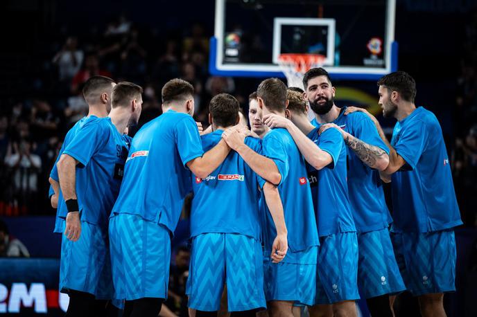 slovenska košarkarska reprezentanca | Slovenci se bodo danes pomerili še z Nemčijo. | Foto FIBA