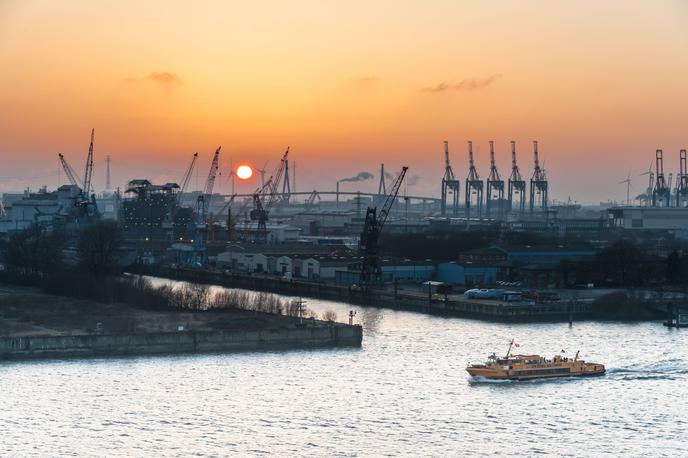 Hamburg | Nemška vojska opozarja, da je ena od ruskih tarč tudi Hamburg – največje nemško pristanišče in tretje največje pristanišče v Evropi. | Foto Guliverimage