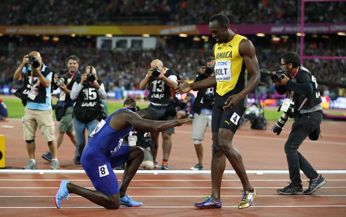 Američan se je Boltu poklonil za vse, kar je naredil za atletiko. | Foto: Reuters