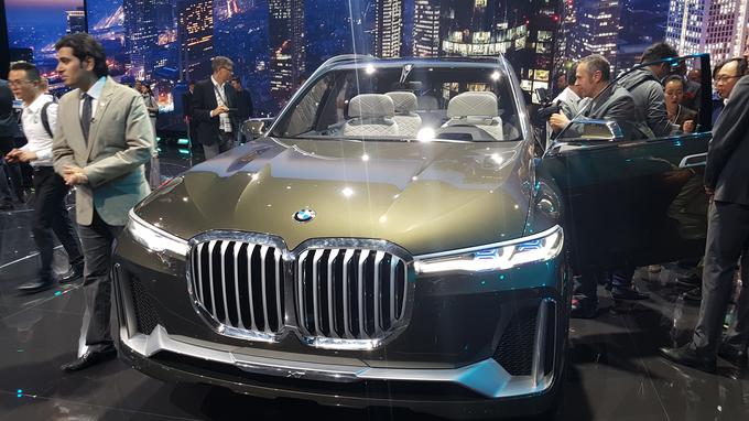 Študija BMW X7 na lanskem avtomobilskem salonu v Frankfurtu. | Foto: Gregor Pavšič