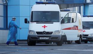 V Moskvi covid-19 zahteval največ življenj od začetka epidemije