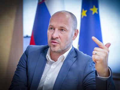 Minister Jernej Vrtovec napovedal pomemben ukrep