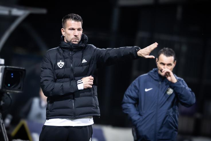 Boštjan Cesar želi v tej sezoni postati trener Maribora, ki bi popeljal vijolice do jubilejnega desetega pokalnega naslova. | Foto: Jure Banfi