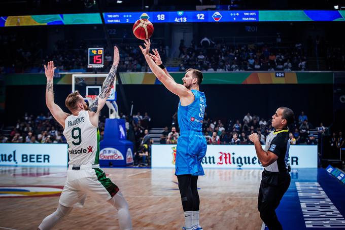 Zoran Dragić je v drugi četrtini dosegel dve trojki. | Foto: FIBA