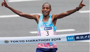 Kenijec in Etiopijka slavila na maratonu v Tokiu