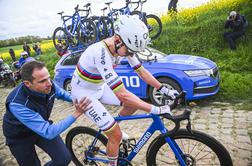 Je bilo za Pogačarja usodno modro kolo? #video