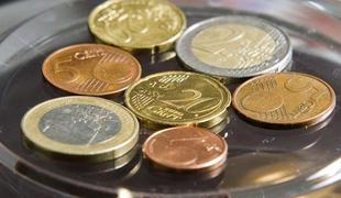 Banka Slovenije: Varčevanje zmanjšuje domačo porabo, a je potrebno