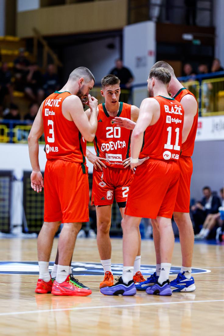 Cedevita Olimpija : Krka, superpokal | Foto: Aleš Fevžer