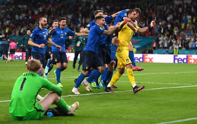 Italijanov, ki so lani v finalu Eura prekrižali načrte Angležem, letos ni na SP v Katarju. | Foto: Reuters