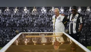 Pelejev mavzolej v Santosu na ogled javnosti #foto