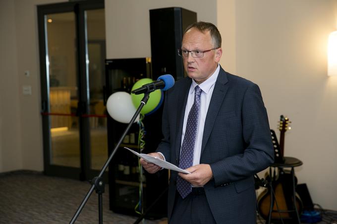 Sandi Brezovnik, častni ukrajinski konzul v Sloveniji in direktor podjetja Sicom Invest, ki je kupilo smučišče Golte. | Foto: Mediaspeed