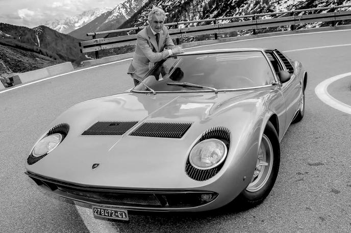 Marcello Gandini Lamborghini | Marcello Gandini ob kultnemu lamborghini miuri, ki jo je oblikoval pri Bertoneju.  | Foto Lamborghini