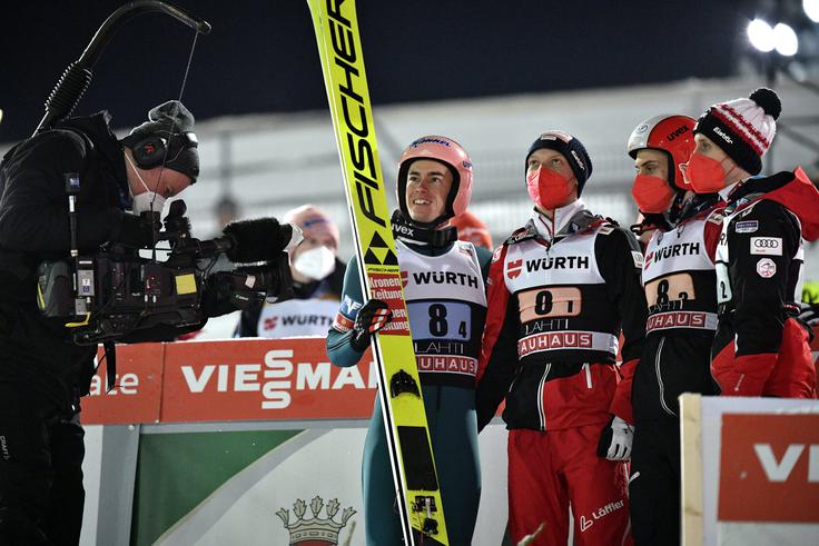 Leta 2022 se je s Stefanom Kraftom, Janom Hoerlom in Clemensom Aignerjem veselil edine zmage svetovnega pokala. | Foto: Guliverimage