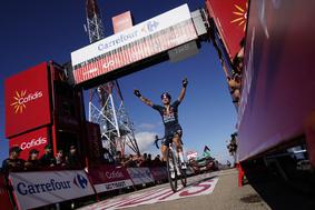 Roglič niti ni želel etapne zmage, vendar ga moštveni kolegi niso poslušali