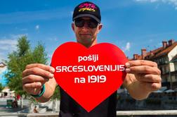 Srčen projekt ultratriatlonca, ki otrokom na obraz riše nasmehe