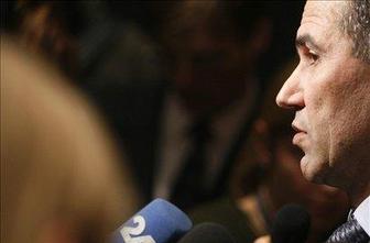 Janša za Reporter: Pahor prepušča umazano delo drugim 