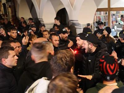 Po protestnem shodu v Novem mestu streljanje v romskem naselju Brezje #video