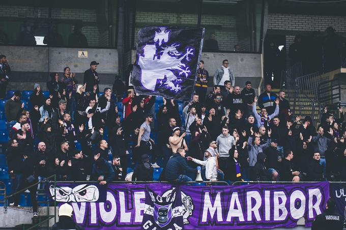 Navijači Maribora v Spodnji Šiški niso imeli razlogov za pretirano zadovoljstvo. | Foto: Grega Valančič/Sportida