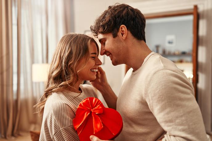 Valentinovo brez velikih stroškov! Razkrivamo ideje za darila in skupne trenutke.