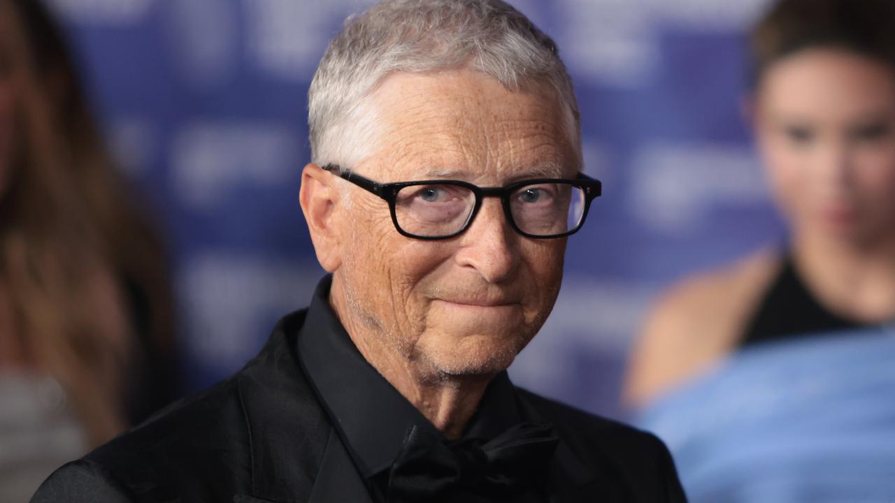 Bill Gates: Samo stikalo za izklop umetne inteligence ne bo dovolj