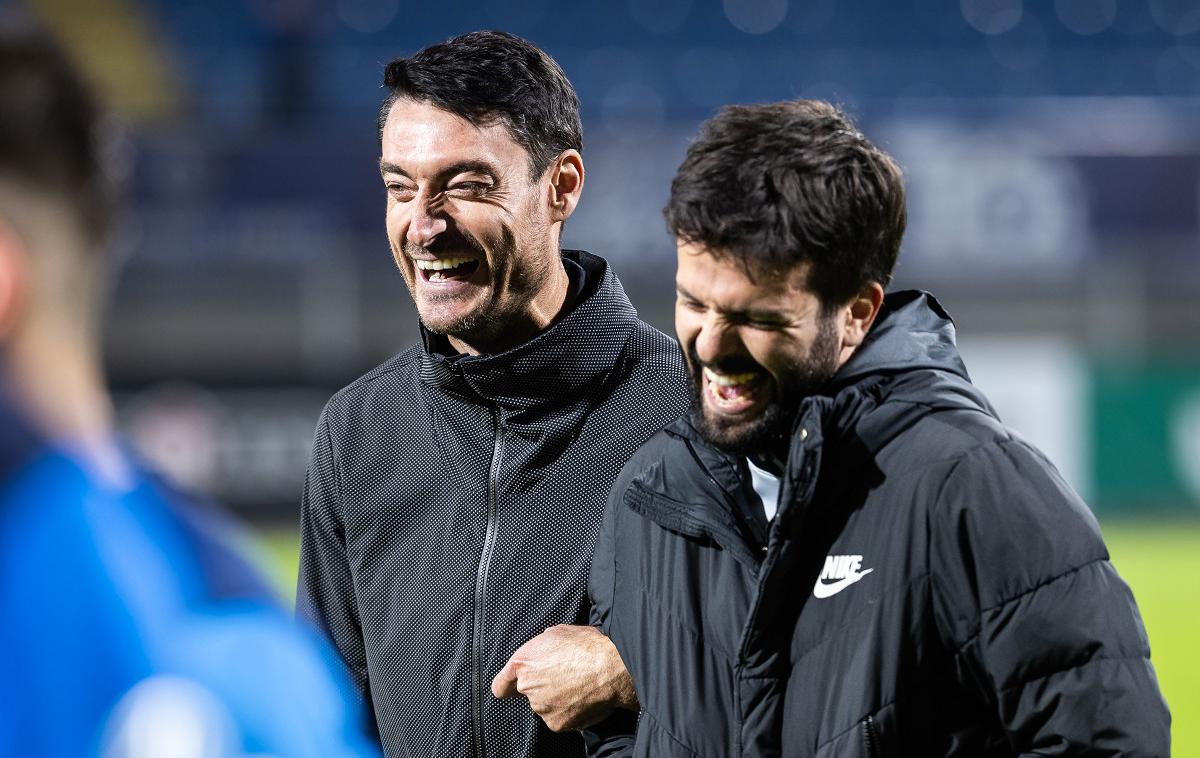 Albert Riera | Albert Riera je prepričan, da lahko njegovi varovanci v četrtek premagajo AEK Atene. | Foto Jure Banfi